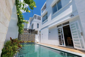 Ganity House Grand Pool